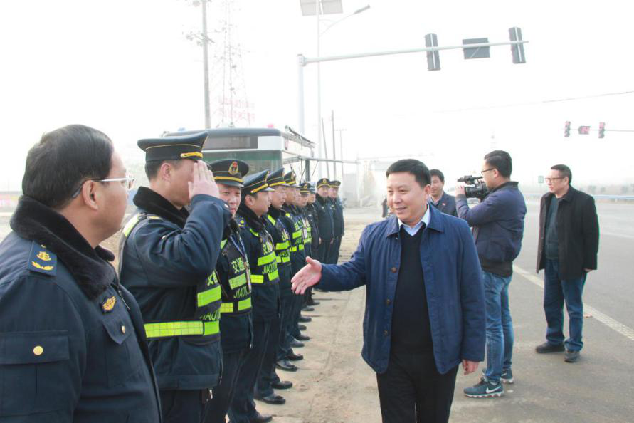 郏县副县长张磊检查指导大气污染防治货车管控工作